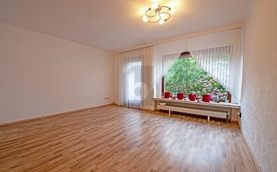 تراس شمسي، حديقة ومرآب – 1784032032_ba0c26.jpg