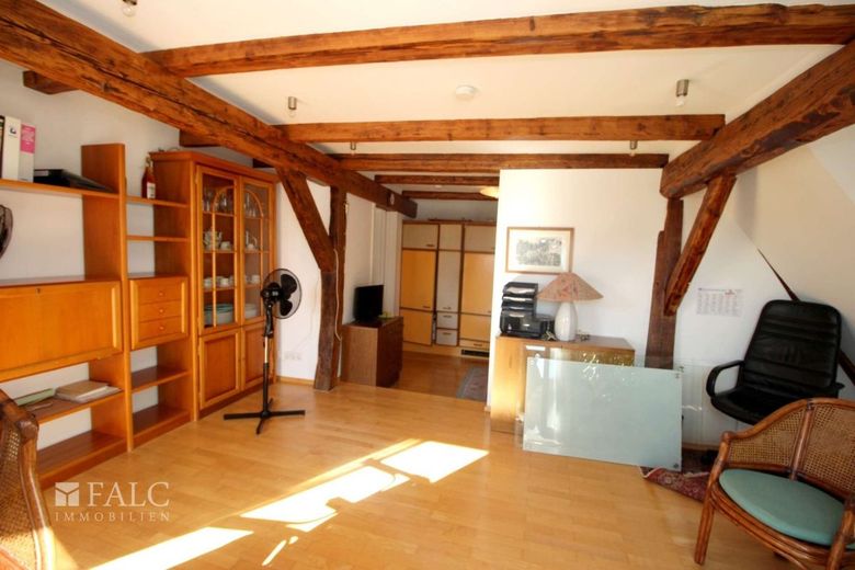 Mehrfamilienhaus plus Gewerbeeinheit – DG-W3-Wohnen