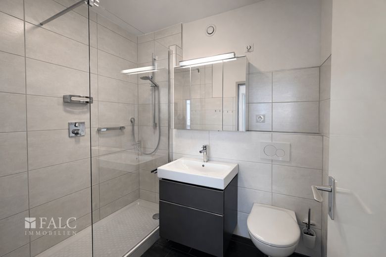Top Lage direkt an der Weser - Penthouse-Feeling zum verlieben! – Badezimmer