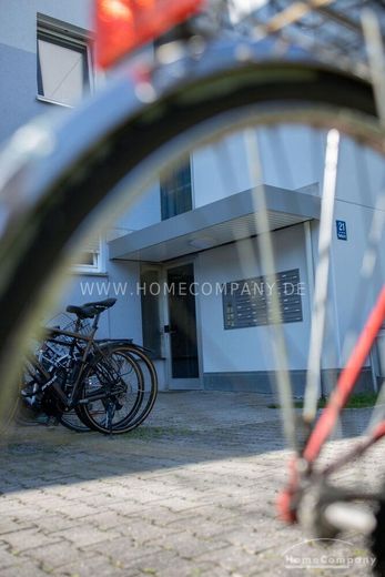 Neu möblierte 3-Zimmer-Wohnung mit Balkon in Obersendling – 83340de38407b08dc883524125bb322694483f37.jpg