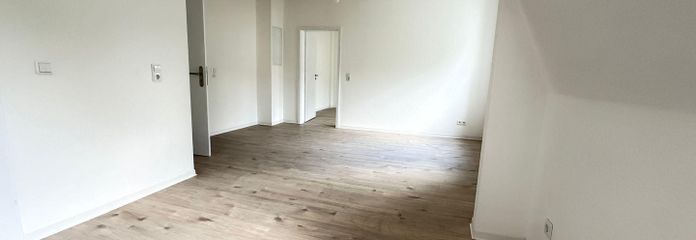 Küche mit dem Blick im Wohnrau