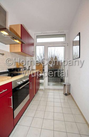 Helle 2-Zimmerwohnung mit Balkon und DSL-Zugang – e2d8f243280e8cae04d519dd1fa3b74c112229e0.jpg