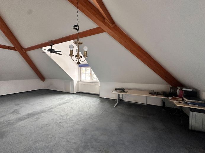 Zimmer Sohn Ausschnitt I