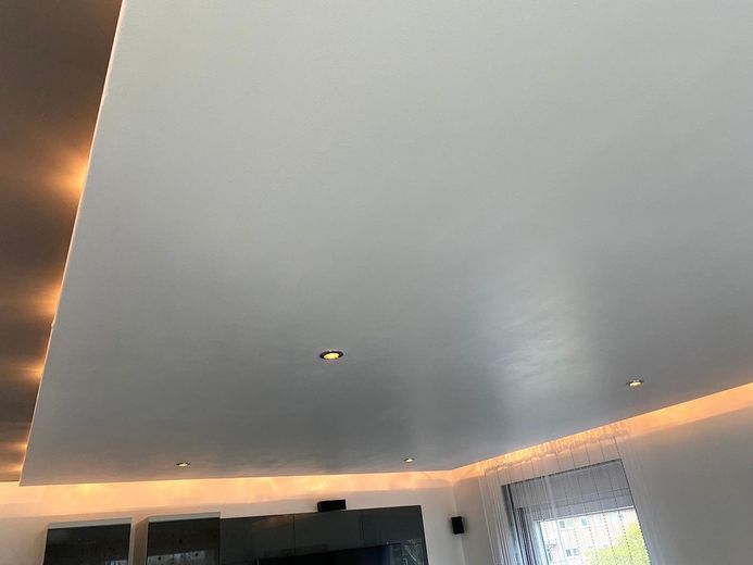 Appartamento in condominio di lusso con balcone e garage + parcheggio (in totale 3 auto) e riscaldamento a pavimento – Foto 6
