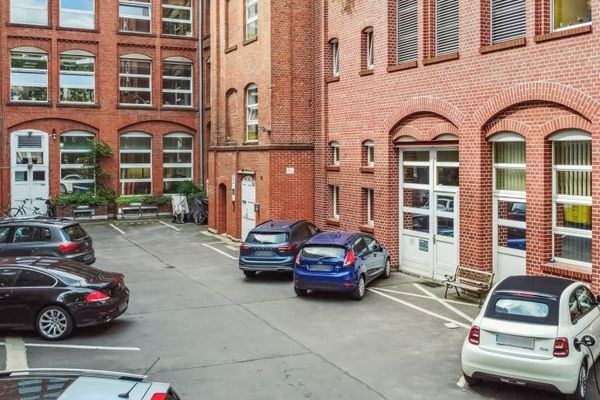 1.OG-Gewerbe-Loft im Bergmannkiez (Kreuzberg), PKW-Außenstellplätze optional möglich...