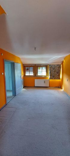 Hazır bir ev değil. Kendi EVİNİZİ yaratma fırsatı – Schlafzimmer OG