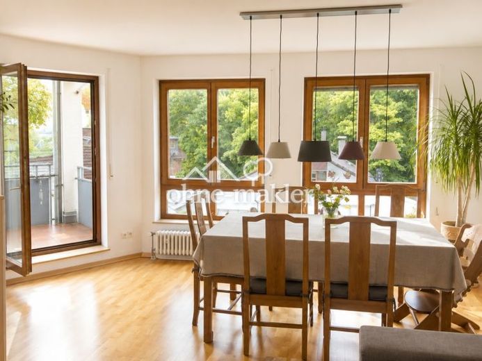 Helle 3-Zimmer-Wohnung mit zwei Balkonen, Seeblick und Alpenpanorama – Foto 1