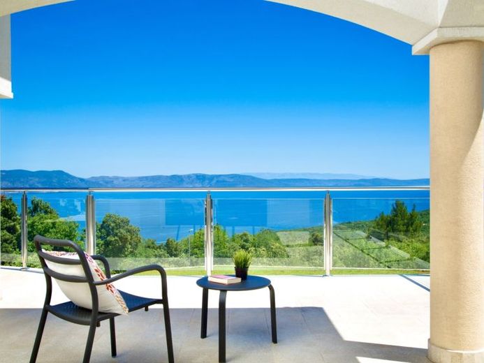 ***Kroatien | Istrien - Luxuriöse, renditestarke Villa im gehobenen Stil mit atemberaubendem Panorama-Meerblick*** – Foto 1