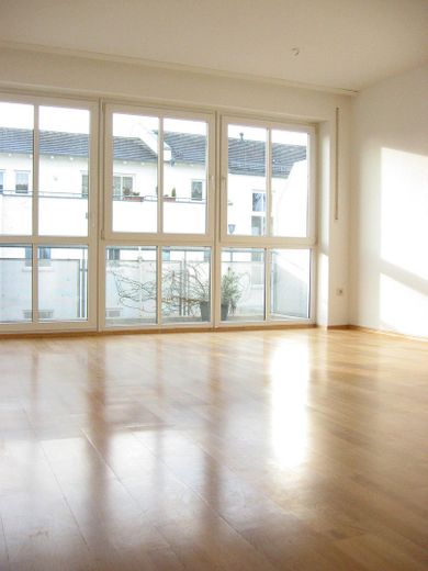 *TOP* atrakcyjne, zadbane 2-pokojowe mieszkanie w absolutnie spokojnej i centralnej lokalizacji w Hochzoll-Süd – Wohnzimmer_1