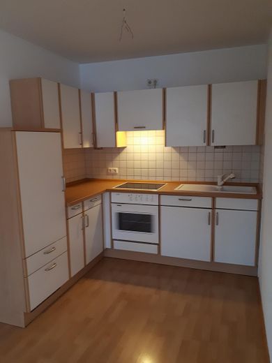 Traumhafte Wohnung im Stadtzentrum von Moosburg – Maß EBK incl. E-Geräte