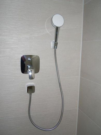 Willstätt/Sand: 3 Zi-Wohng., Neubau – Dusche