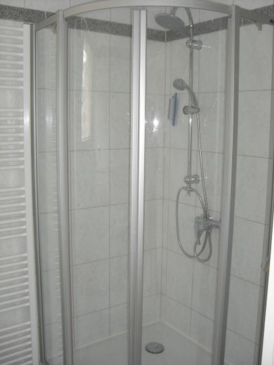 COPIE : appartement 1 pièce – Duschbad