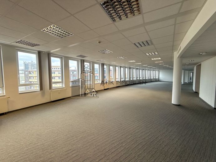 ATIK: Repräsentative Büroflächen im obersten Stockwerk mit exzellenter Aussicht – Bürofläche