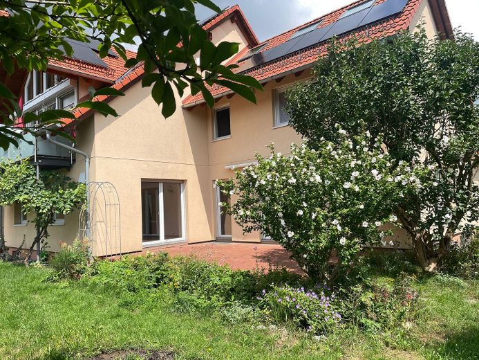 Aussen vom Garten