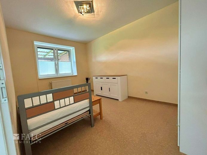 *** Ruhig &amp; naturnah - schönes Reihenmittelhaus mit Terrasse und gepflegtem Garten *** – Zimmer 2 EG