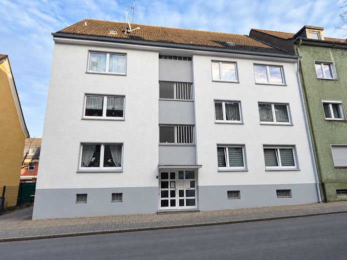 3- Zimmer Wohnung mit Balkon – Hausansicht