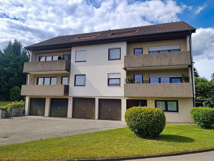 Hausansicht des 6-Fam- Haus