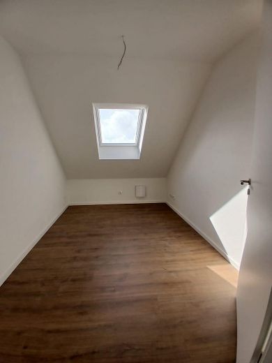 ERSTBEZUG 2026 – Moderne OG-Wohnung mit Balkon, PKW-Stellplatz und Abstellraum für Fahrräder – Foto 6