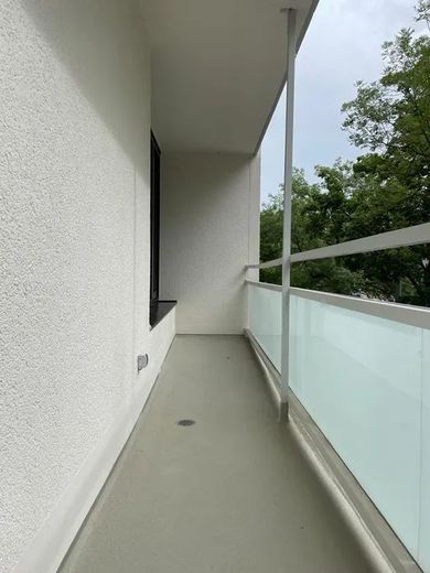 Schwabing! Schönes und großes WG Zimmer mit eigenem Balkon! – Foto 2