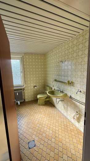 klimatisierte - 3-Zimmer Wohnung (OG) - mit Balkon in Andernach – vor der Sanierung - 2024