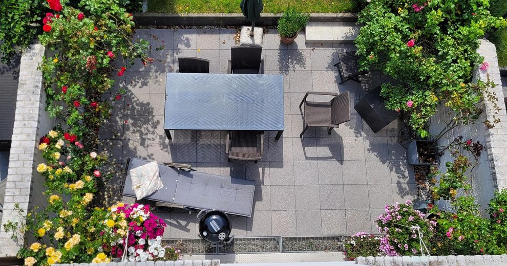 Stadthaus / Townhouse in Hamburg - Eimsbüttel mit unverbaubaren Blick in den Stadtpark Eimsbüttel – Terrasse hinten
