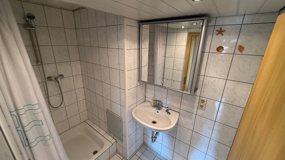 Einliegerwohnung Bad