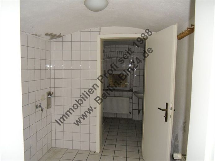 Peronal WC mit Dusche
