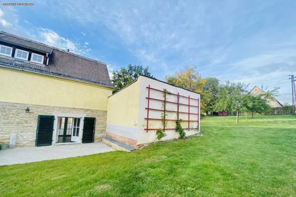 Tolle Terrassenwohnung über 3 Etagen im modernisierten, historischen 3 Seiten Bauernhof!