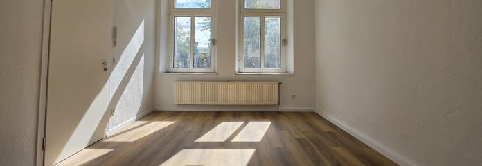 Helles Apartment mit Einbauküche – Erstbezug nach Sanierung – Wohn-Schlafbereich