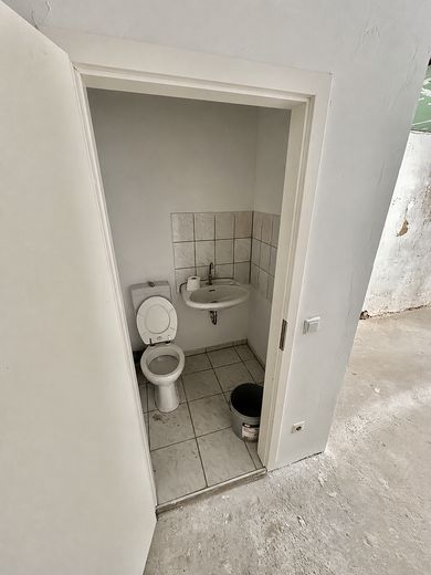 100 m² trockener Hobby-, Atelier- und Lagerraum mit WC im östlichen Ringgebiet – Foto 2