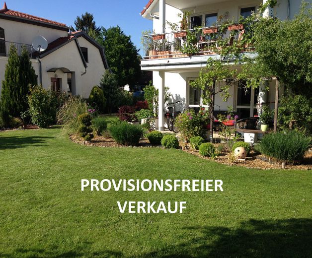 Apartamento de 2,5 habitaciones disponible para ocupar, con terraza orientada al sur, jardín y plaza de aparcamiento en Berlín-Rudow, sin comisión – Foto 1