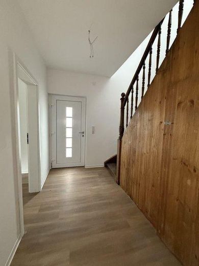 Kernsaniertes Einfamilienhaus mit modernem Anbau – Foto 10