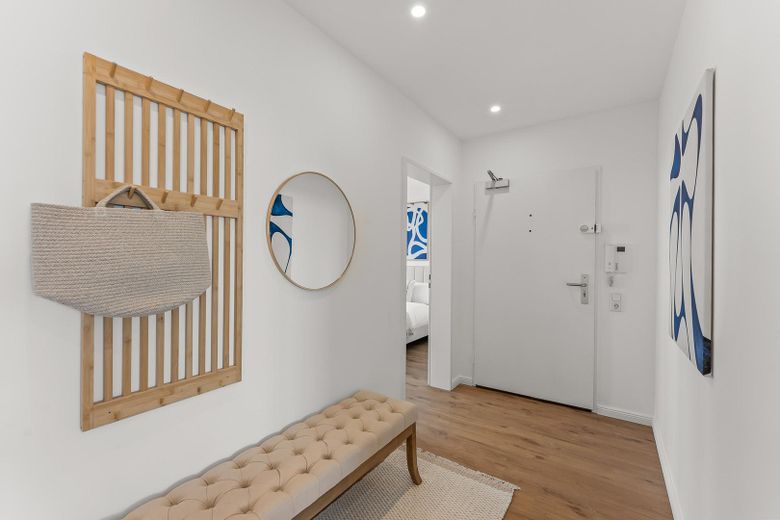 Exklusive Penthouse Wohnung im 22. Stock mit spektakulärem Weitblick – provisionsfrei – Eingang/ Flur