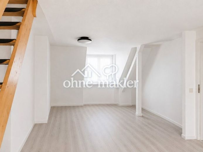 Renovated studio apartment with pointed gable and good university connections – Foto 1
