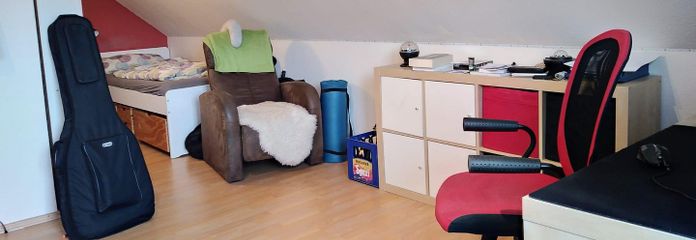Zimmer 1 OG