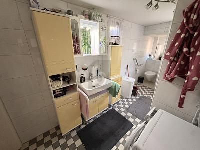 OPPORTUNITÀ DI RENDIMENTO CON TERRAZZA SUL TETTO  &  POTENZIALE – 1784879607_40359c.jpg