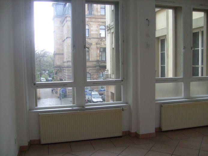 Schöne WG-Zimmer in zentraler Lage, verschiedene Größen – Zimmer Beispiel