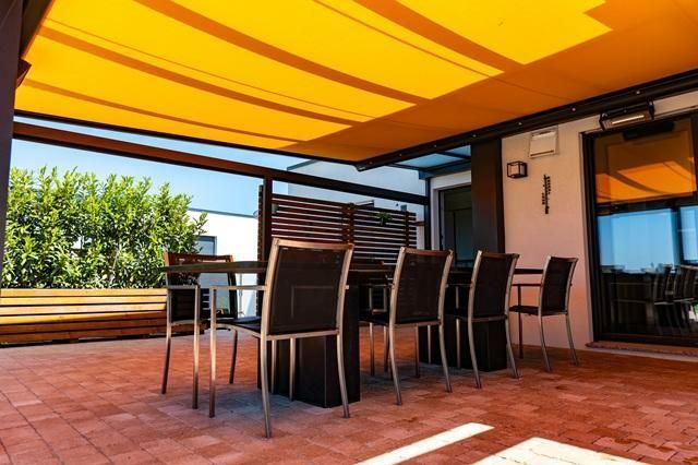 Luxusvilla mit Infinity-Pool &amp; unverbaubarem Moselblick bis nach Luxemburg – Bild 20