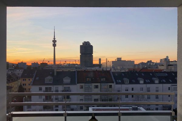 Luxus über den Dächern von München: stylisch möblierte 2-Zi-Whg.