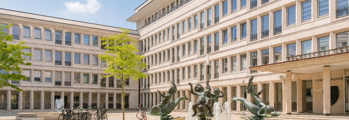 Résidence exclusive de 4 pièces avec balcon orienté sud & concierge dans le quartier Gerling | Disponible immédiatement – Kölns schönste Piazza