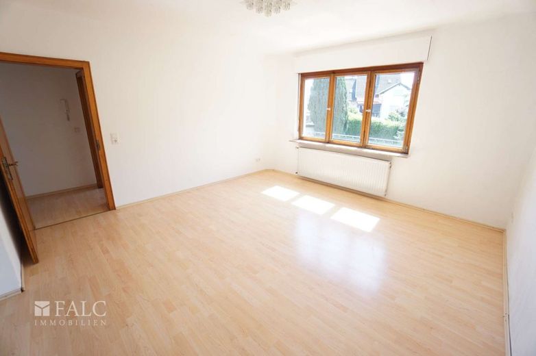 Familienhaus in ansprechender Lage (UKS) zu verkaufen! – Esszimmer EG