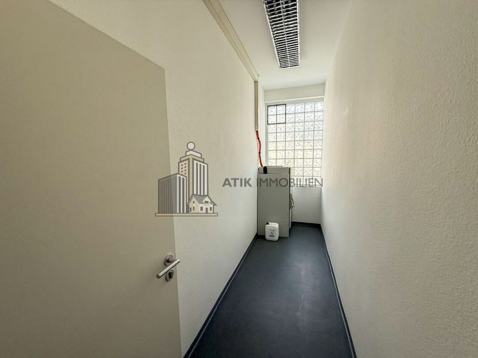 ATIK: Moderne Arbeitsplätze mit attraktiver P-L-Verhältnis - provisionsfrei – Server-/Abstellraum