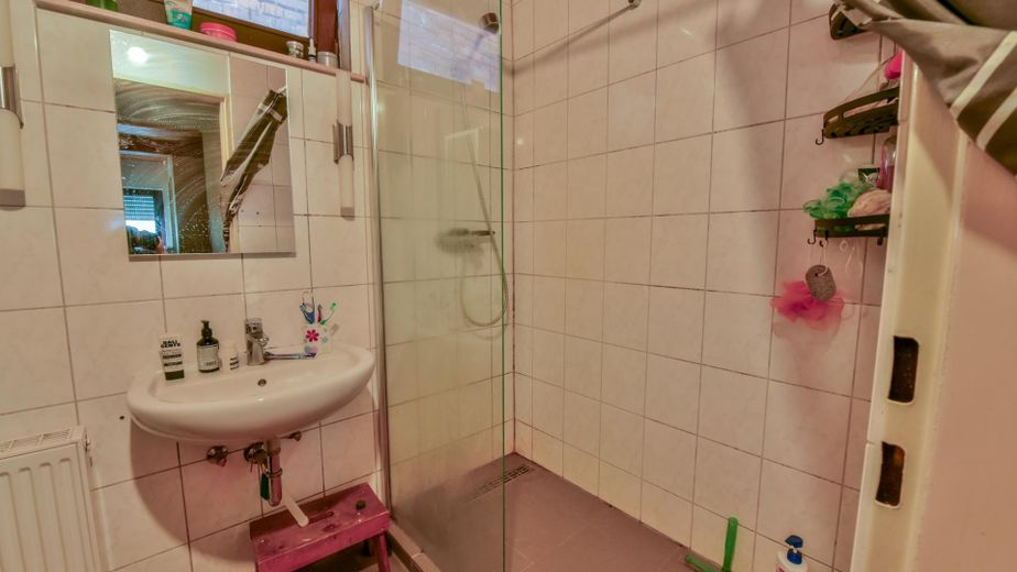 Dusche