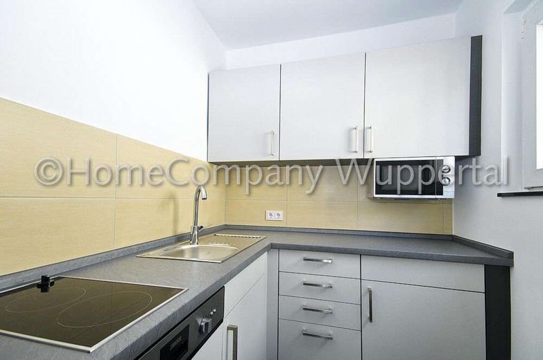 Business apartment with DSL and cleaning service in downtown Wuppertal-Elberfeld – d4e9d3f1b15500e13e515bd0e0415474a867cdd7.jpg