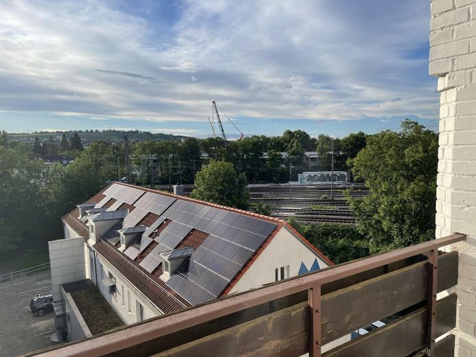 Renoviertes WG Zimmer in bevorzugter Lage in Bad Cannstatt (bitte Handynummer angeben) – Ausblick