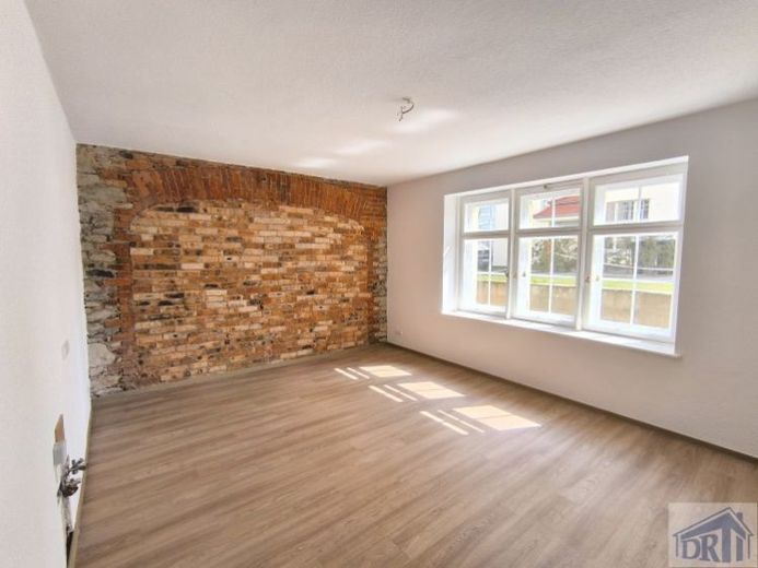 Atractivo apartamento en semisótano cerca de la universidad – Foto 1