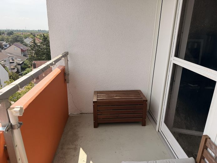 Без комісії: 3-кімнатна квартира з балконом і ліфтом – Balkon