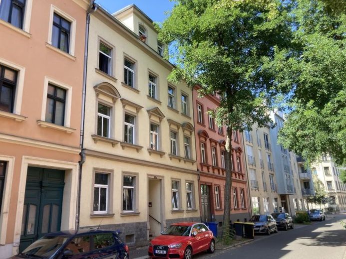 Ab 1.8.26! Gemütliche 2-Raumwohnung mit Balkon, EBK; Nähe Schlobigpark! – Foto 1
