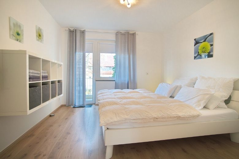 Stylish apartment in the appealing location Rüttenscheid, with top fittings and furnishings, internet access and balcony – 5e5d79feb0b648f25ad776f967c695a474663a4b.jpg
