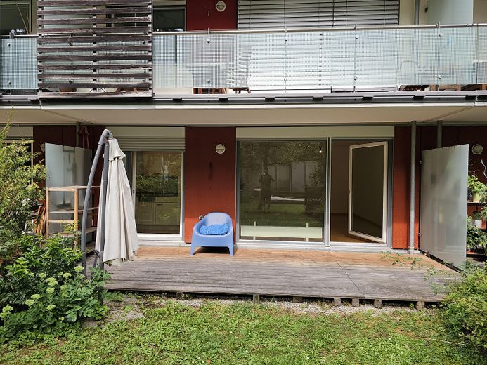 Maxvorstadt: Ruhige 1-Zimmer-Gartenwohnung in Toplage – nur 3 Min. zur U-Bahn! – Garten